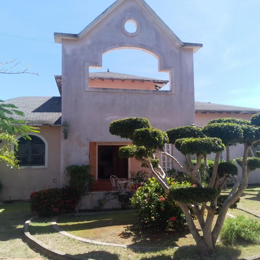 Foto Quinta en Venta en Porlamar, Nueva Esparta - U$D 100.000 - QUV194816 - BienesOnLine