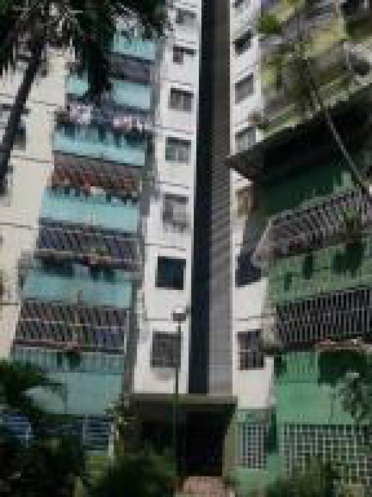 Foto Apartamento en Venta en Maracay, Aragua - BsF 18.000.000 - APV81848 - BienesOnLine