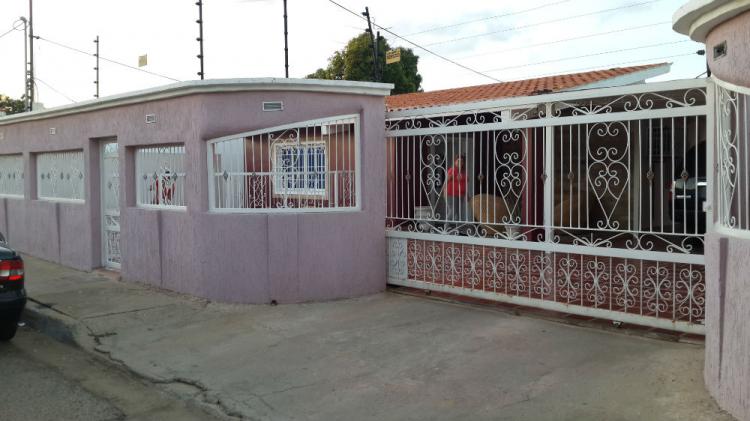 Foto Quinta en Venta en Cabimas, Zulia - QUV69075 - BienesOnLine