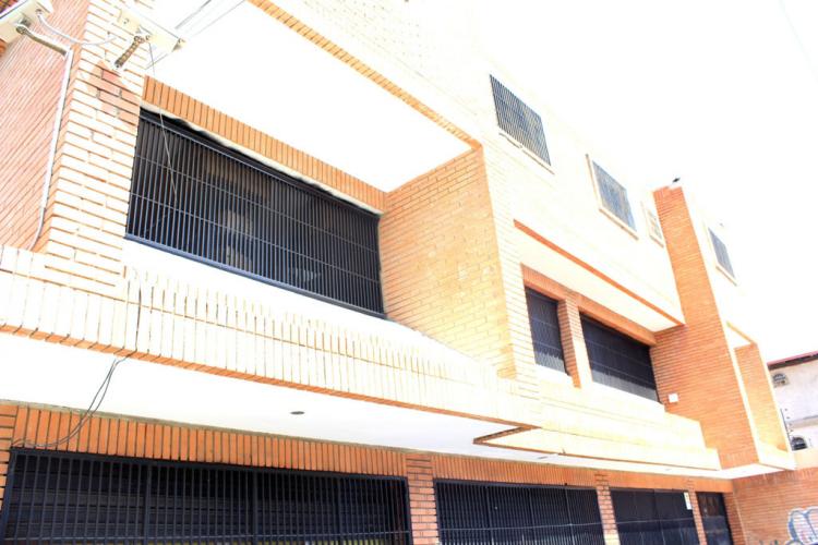 Foto Edificio en Venta en Barquisimeto, Lara - BsF 611.150.000 - EDV62599 - BienesOnLine
