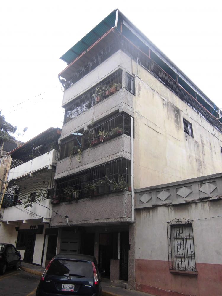 Foto Apartamento en Venta en Parroquia Sucre, Caracas - Sucre, Distrito Federal - BsF 17.000 - DEV107860 - BienesOnLine