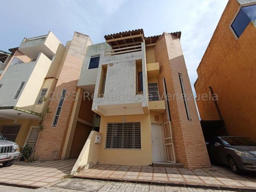 Foto Casa en Venta en Av. Krotalos, Urb. Valles Dorados, Aragua - U$D 60.000 - CAV204780 - BienesOnLine