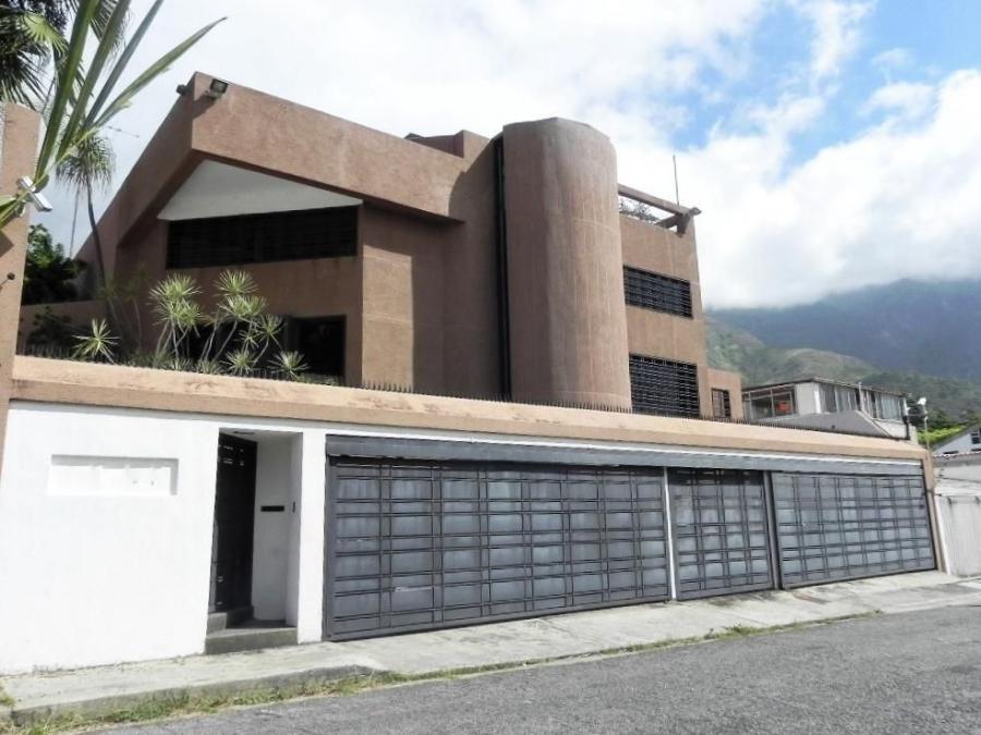 Foto Casa en Venta en Sucre, El Marqus, Distrito Federal - U$D 440.000 - CAV177504 - BienesOnLine