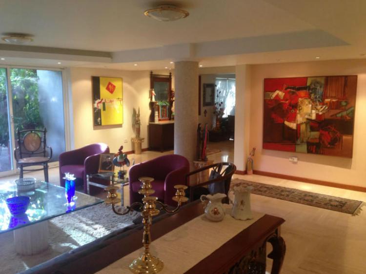 Home in Metric Way