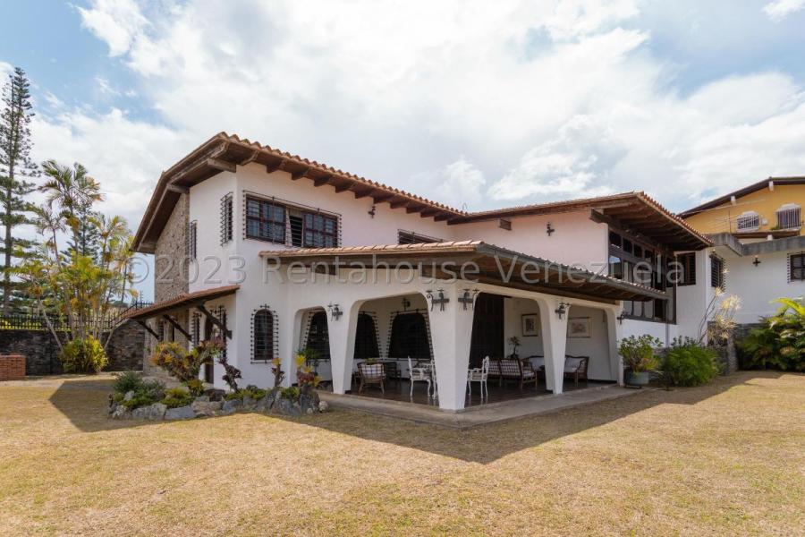Foto Casa en Venta en La Lagunita Country Club, Caracas, Distrito Federal - U$D 570.000 - CAV220624 - BienesOnLine
