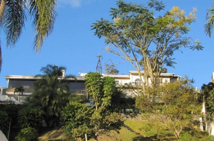 Foto Casa en Venta en La Lagunita Country Club, Caracas, Distrito Federal - CAV18719 - BienesOnLine
