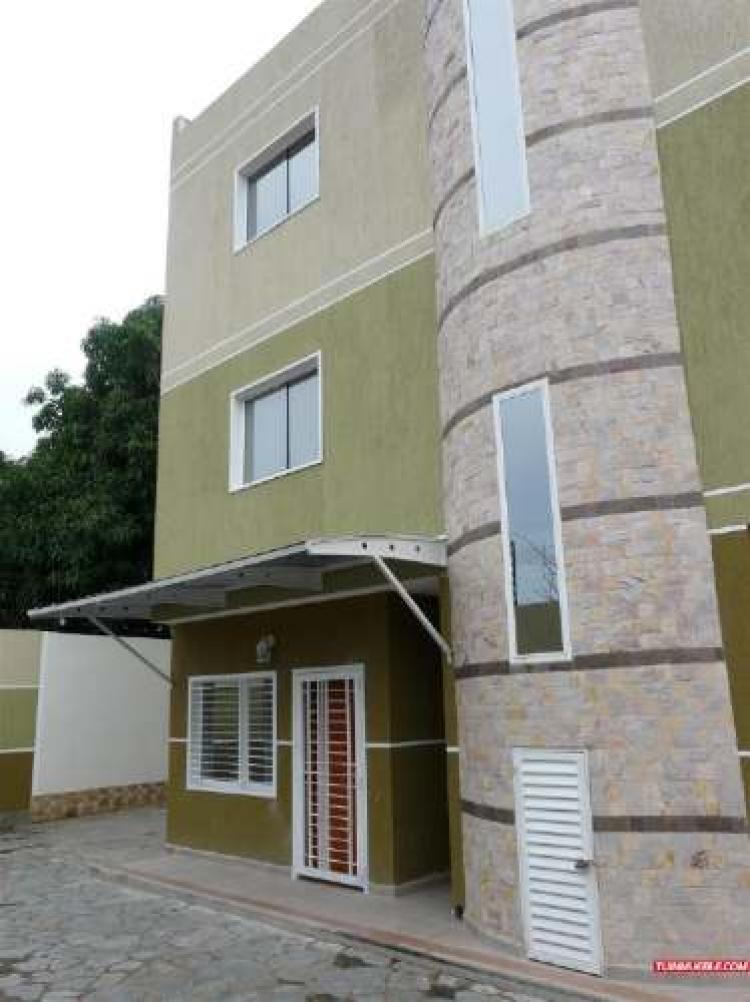 Foto Casa en Venta en Maracay, Aragua - BsF 2.500.000 - CAV29433 - BienesOnLine