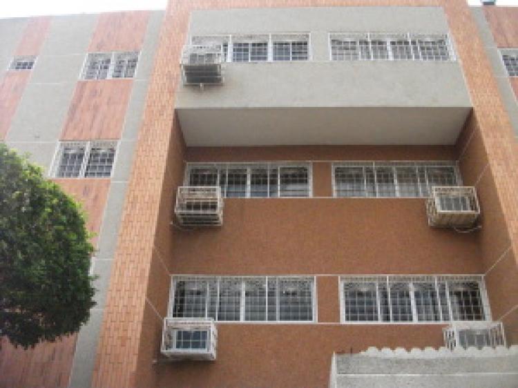 Foto Apartamento en Venta en Fuerzas Armadas, Maracaibo, Zulia - BsF 700.000 - APV31397 - BienesOnLine