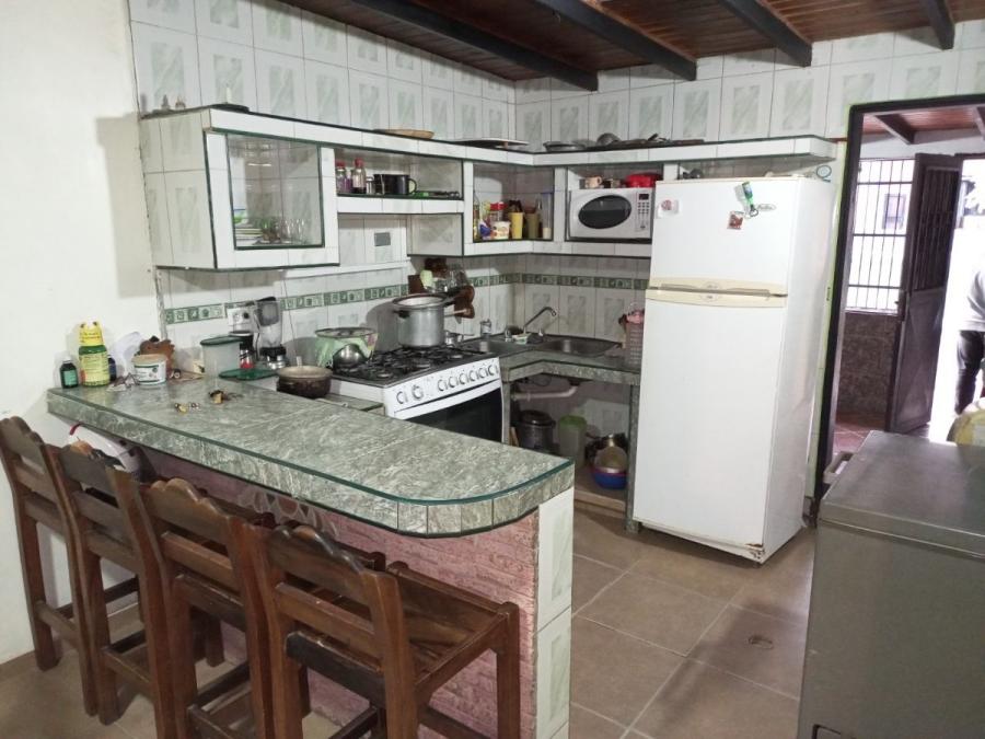 Foto Apartamento en Venta en LOS GUAYOS, Carabobo - U$D 10.500 - APV225495 - BienesOnLine