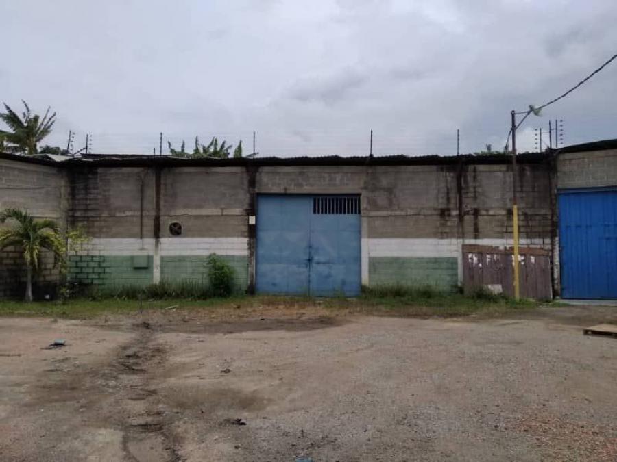 Foto Galpon en Venta en zona industrial, Barquisimeto, Lara - U$D 35.000 - GAV165647 - BienesOnLine