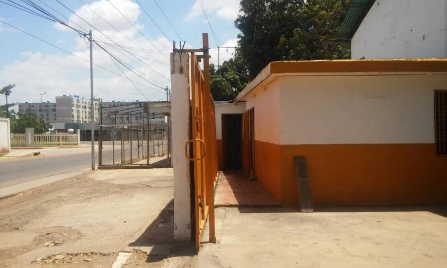 Home in Metric Way