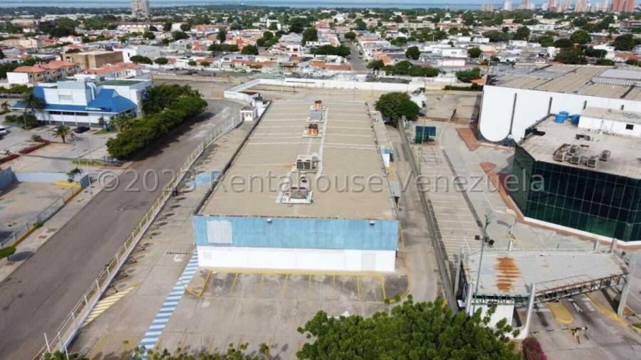 Foto Galpon en Alquiler en Maracaibo, Zulia - U$D 12.500 - GAA220632 - BienesOnLine