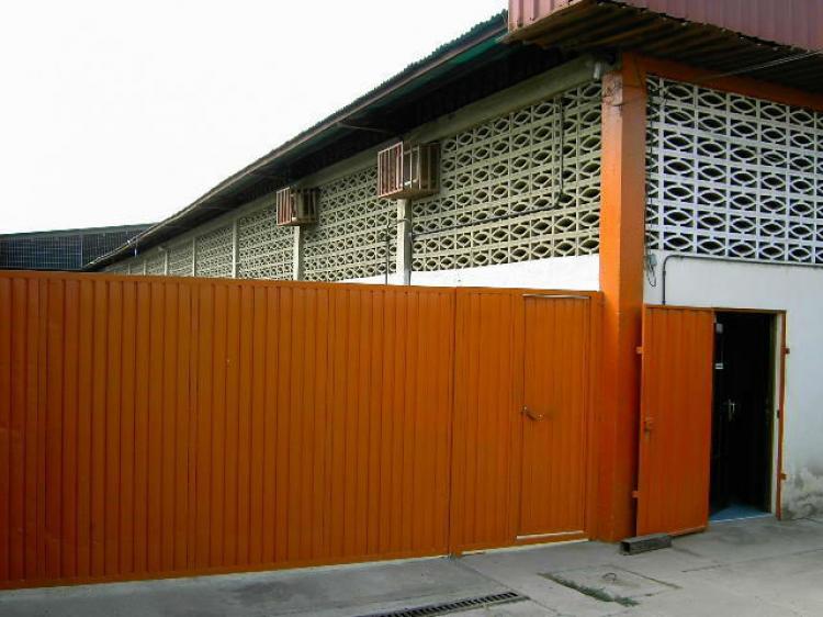 Home in Metric Way
