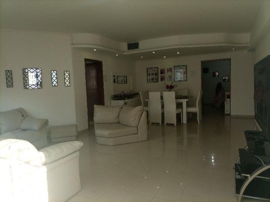 Foto Apartamento en Venta en Valencia, Carabobo - U$D 63.000 - APV178163 - BienesOnLine