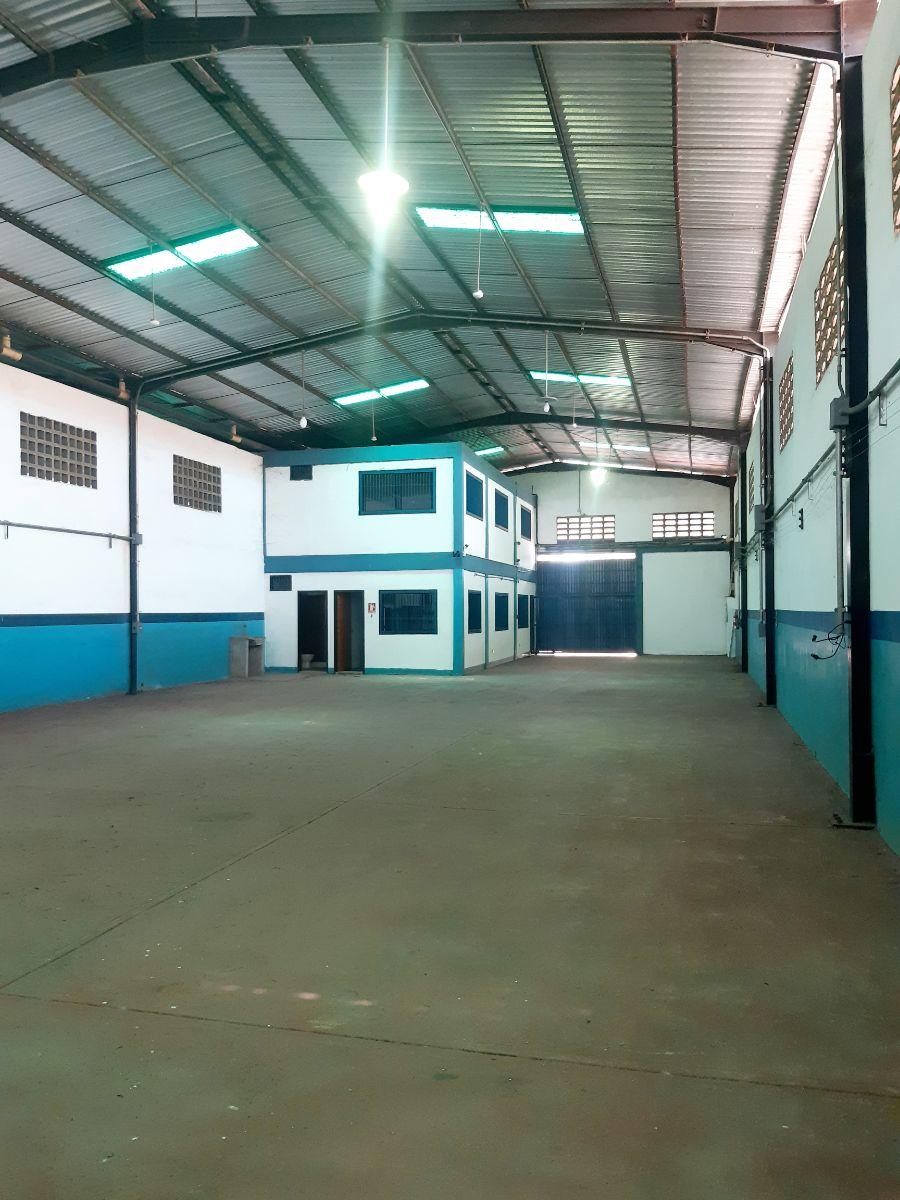 Home in Metric Way