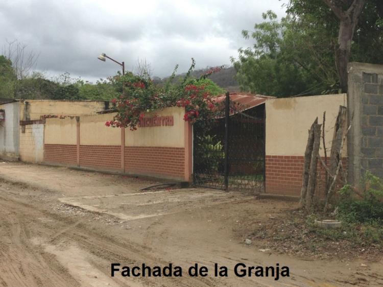 Foto Casa en Venta en Barquisimeto, Lara - 3 hectareas - BsF 48.000.000 - CAV97913 - BienesOnLine