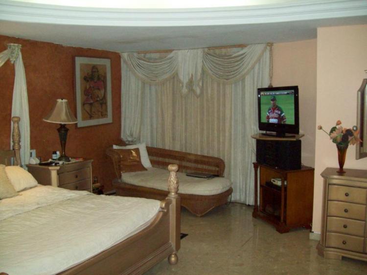 Foto Apartamento en Alquiler en Tierra Negra, Maracaibo, Zulia - BsF 20.000 - APA24767 - BienesOnLine