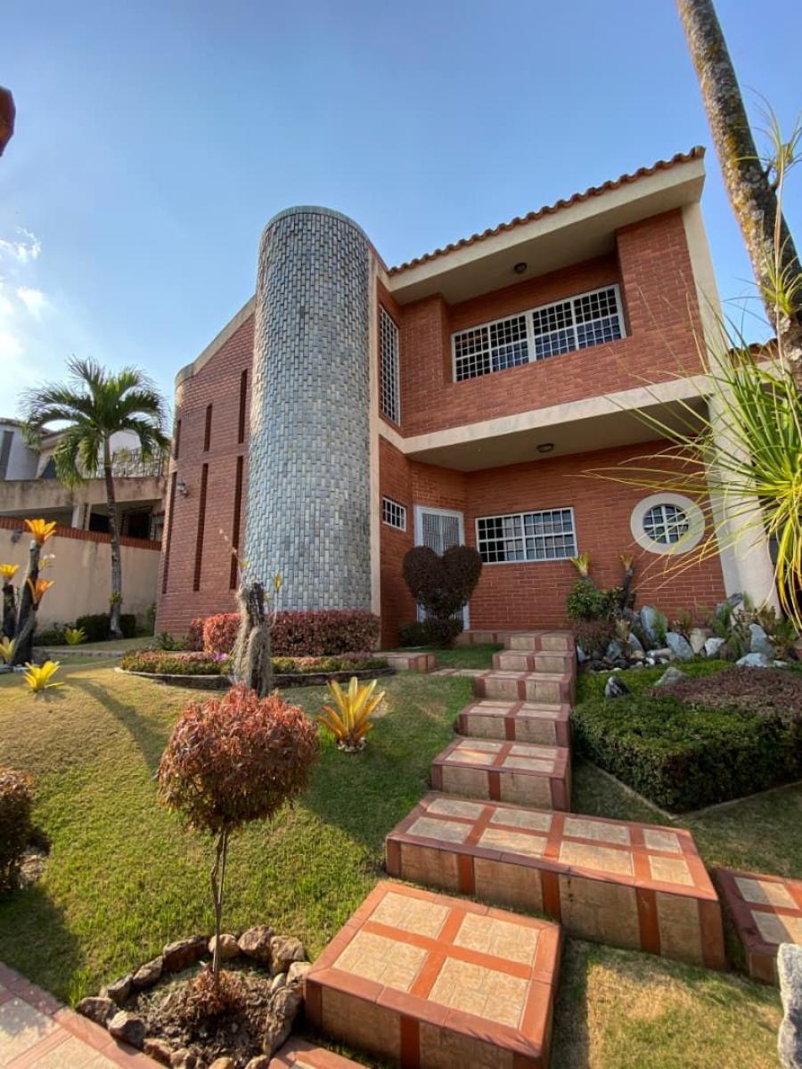 Home in Metric Way