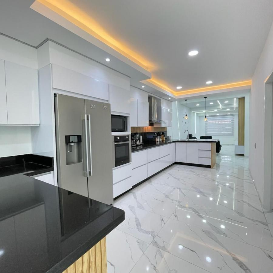 Home in Metric Way