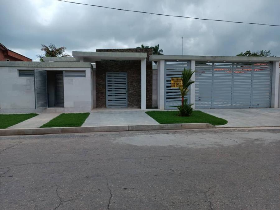 Foto Casa en Venta en Valencia, Carabobo - U$D 450.000 - CAV225938 - BienesOnLine