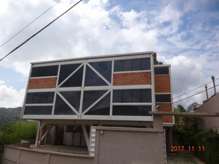 Foto Casa en Venta en HATILLO, EL HATILLO, Miranda - BsF 136.000.000 - CAV105560 - BienesOnLine