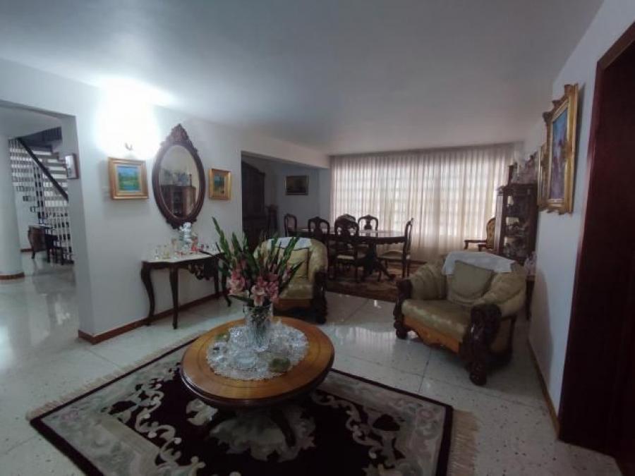 Foto Casa en Venta en Caracas, Distrito Federal - U$D 235.000 - CAV197959 - BienesOnLine