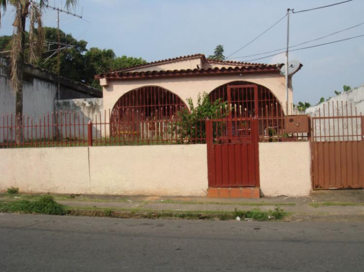 Foto Casa en Venta en carrera 8, Barinitas, Barinas - BsF 1.600.000 - CAV57227 - BienesOnLine