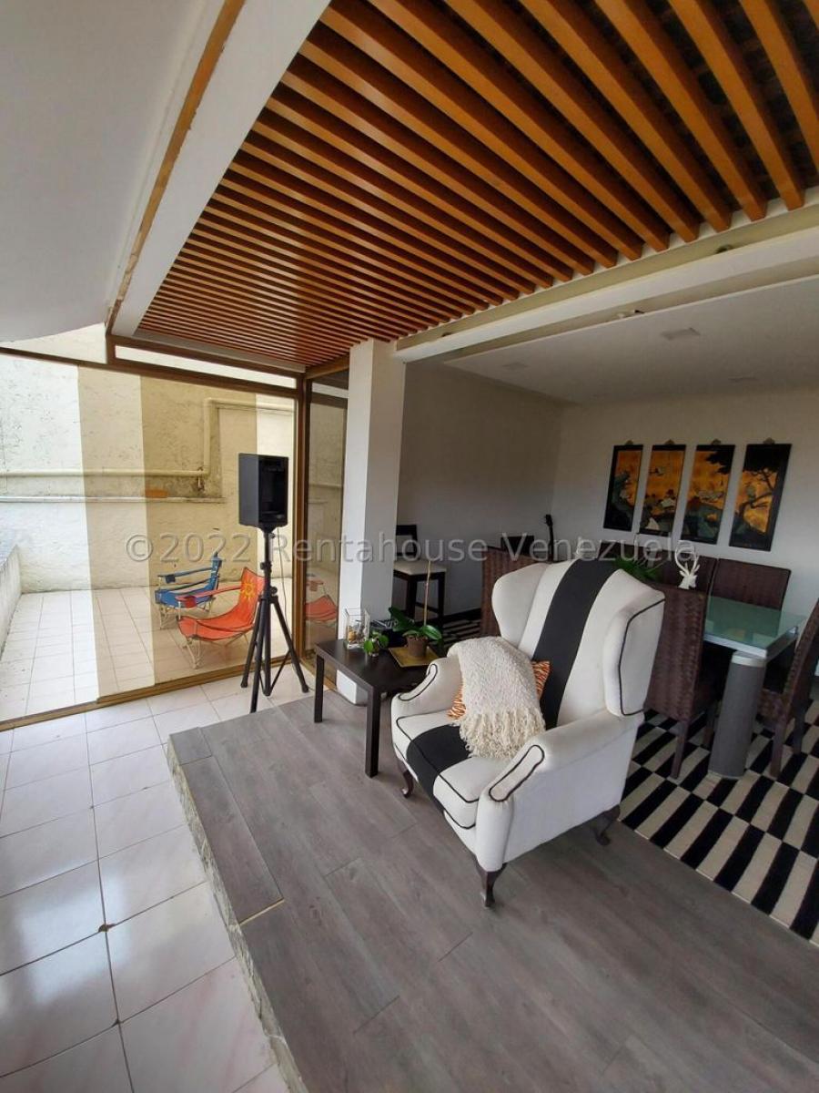 Foto Casa en Venta en Alto Prado, Caracas, Distrito Federal - U$D 184.000 - CAV176406 - BienesOnLine