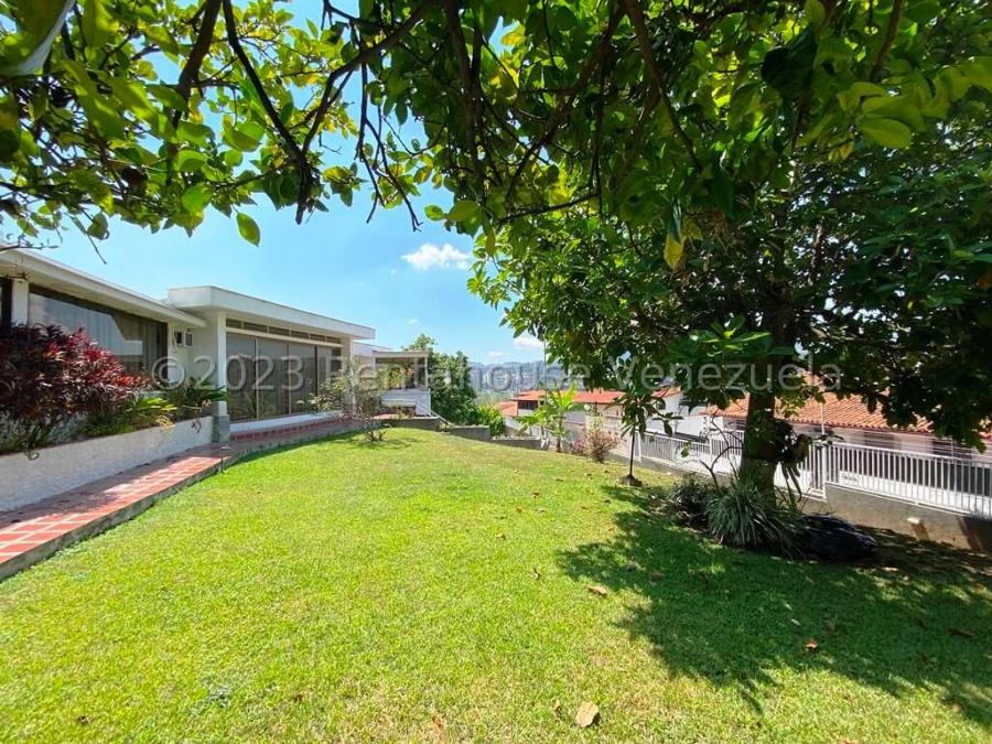 Foto Casa en Venta en Prados del Este, Caracas, Distrito Federal - U$D 370.000 - CAV194866 - BienesOnLine