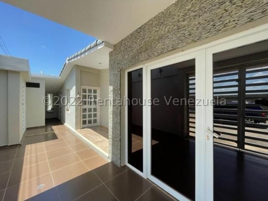 Foto Casa en Venta en Intercomunal Coro la Vela, La Vela de Coro, Falcn - U$D 70.000 - CAV186804 - BienesOnLine