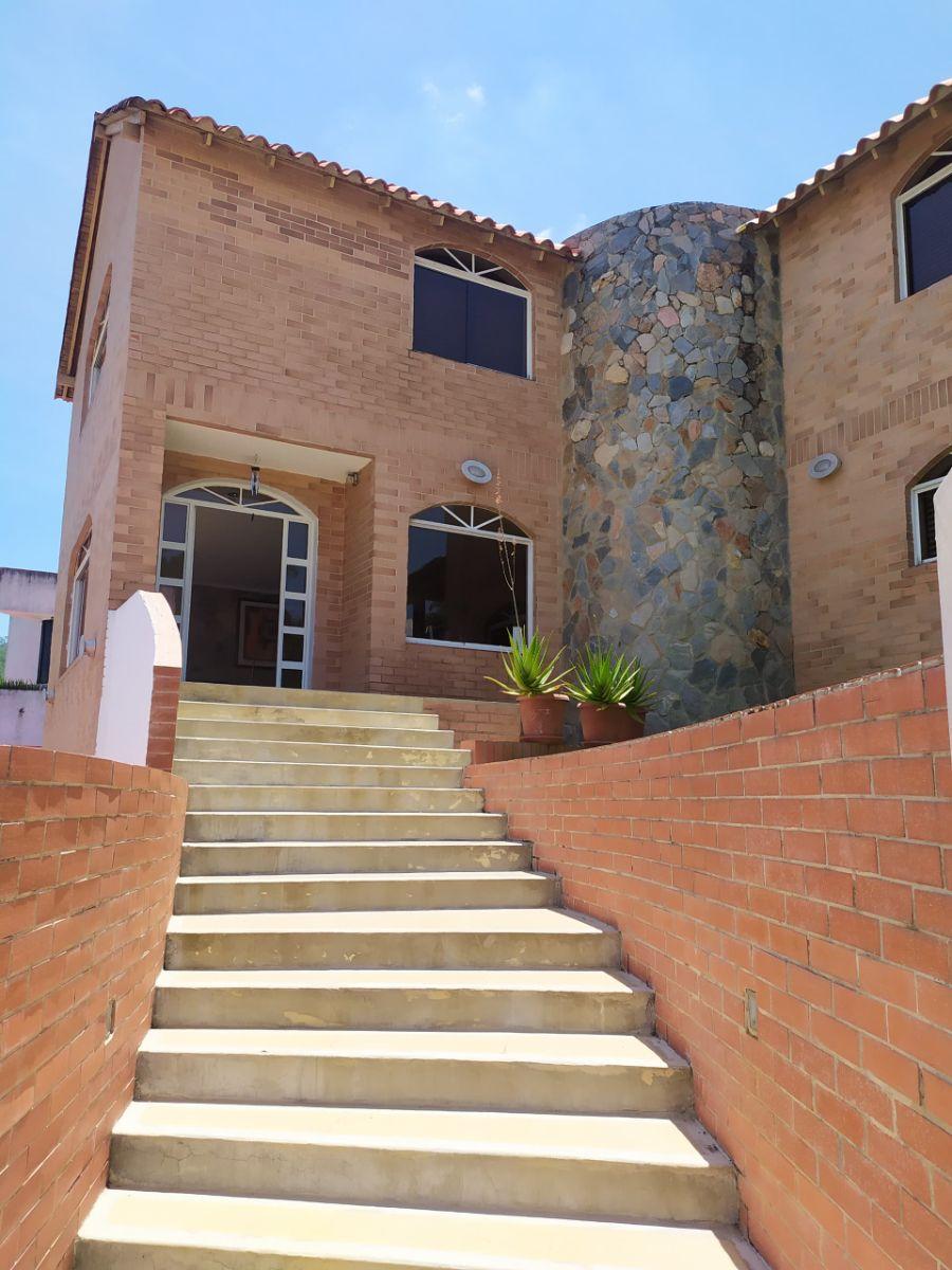 Foto Quinta en Venta en Valencia, Carabobo - U$D 280.000 - QUV215813 - BienesOnLine