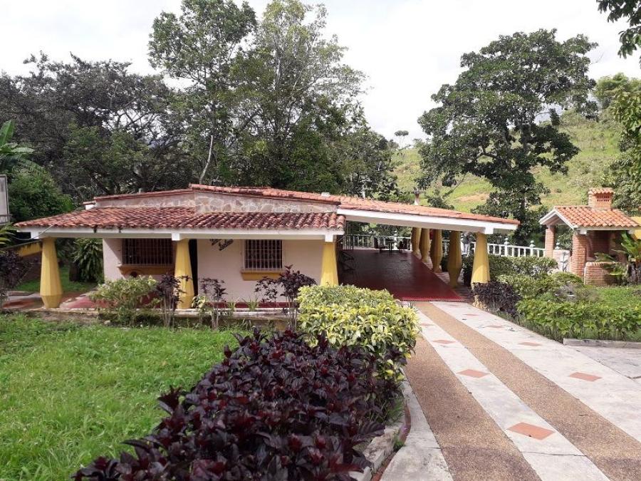 Foto Casa en Venta en Bejuma, Carabobo - U$D 33.000 - CAV174407 - BienesOnLine