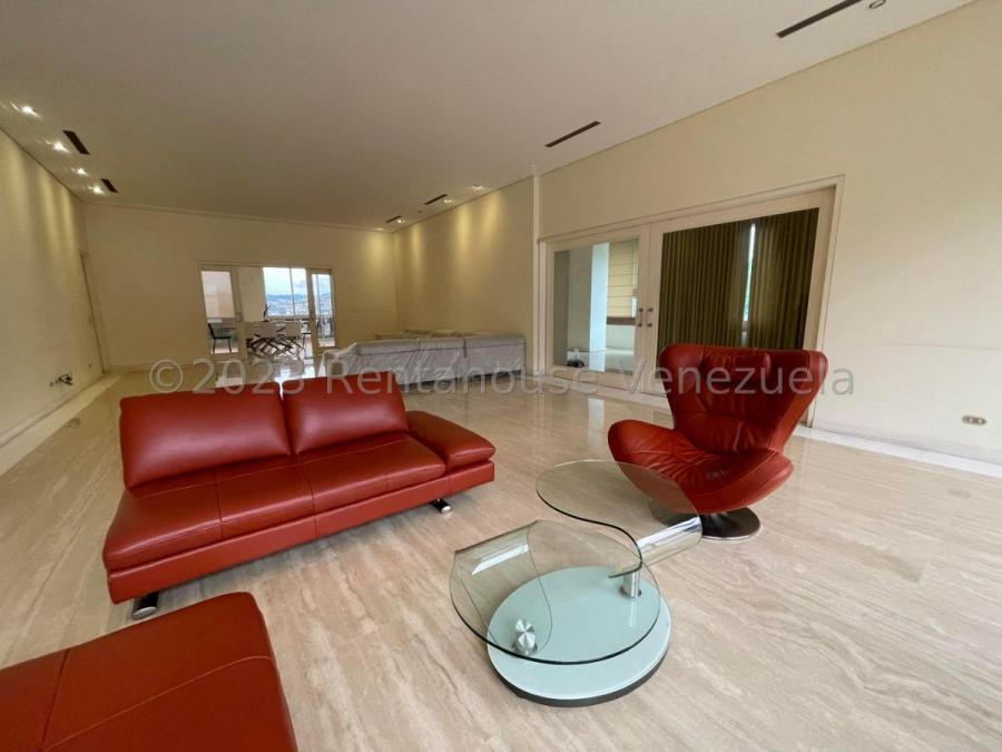 Foto Apartamento en Alquiler en Country Club, Caracas, Distrito Federal - U$D 4.500 - APA221122 - BienesOnLine