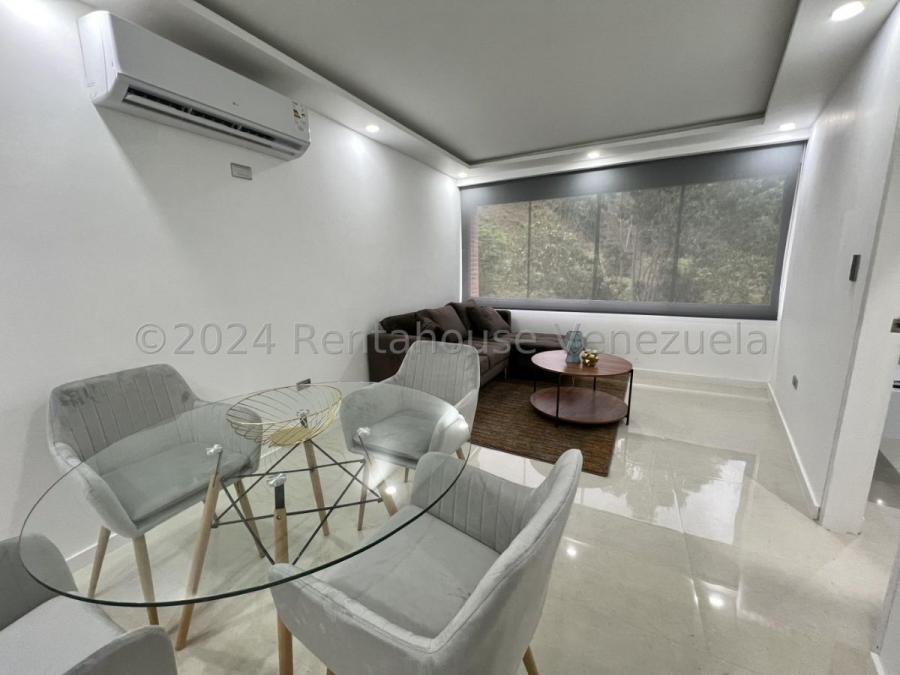 Foto Apartamento en Alquiler en El Cigarral, Caracas, Distrito Federal - U$D 800 - APA223360 - BienesOnLine