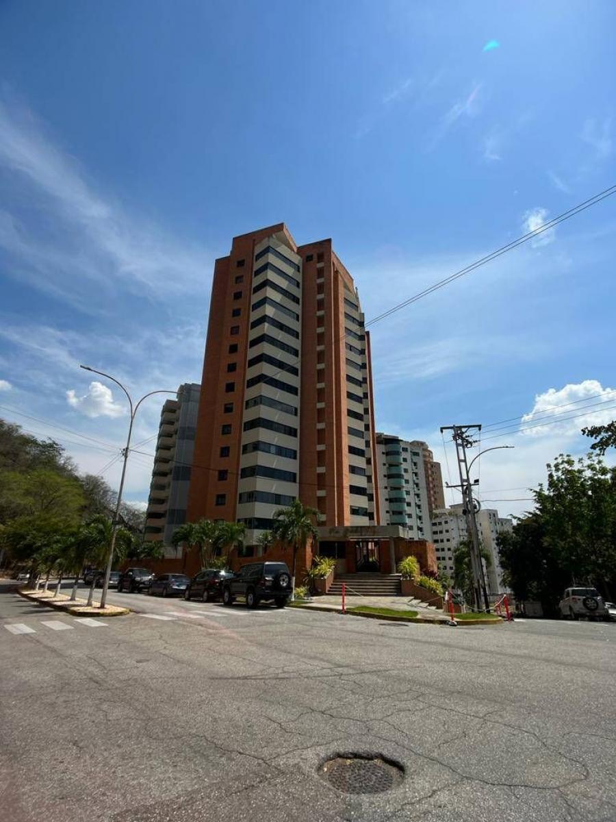 Foto Apartamento en Venta en Las chimeneas, Carabobo - U$D 64.500 - APV194239 - BienesOnLine