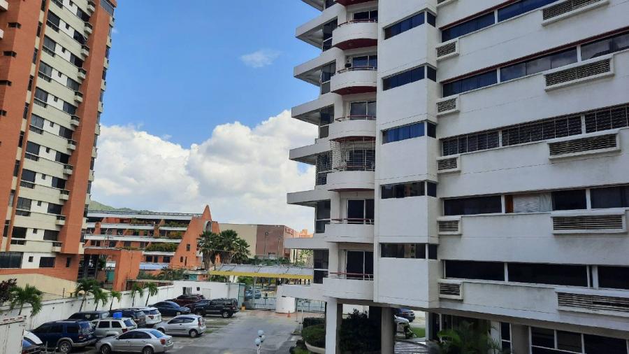 Foto Apartamento en Venta en Maongo, Carabobo - U$D 70.000 - APV194604 - BienesOnLine