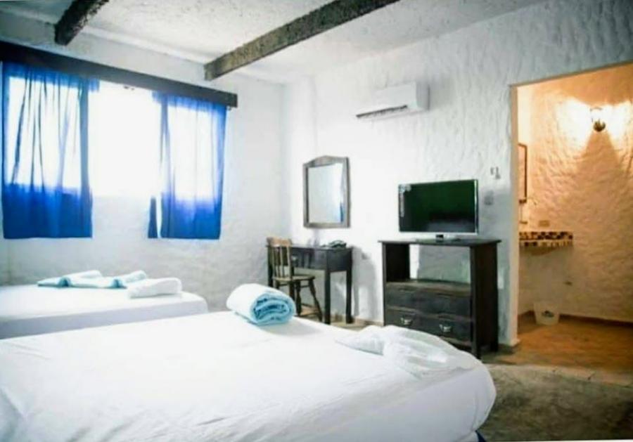 Foto Hotel en Venta en Tucacas, Tucacas, Falcn - U$D 1.500.000 - HOV211706 - BienesOnLine