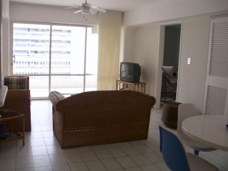 Foto Apartamento en Venta en Caraballeda, Vargas - BsF 650.000 - APV28482 - BienesOnLine