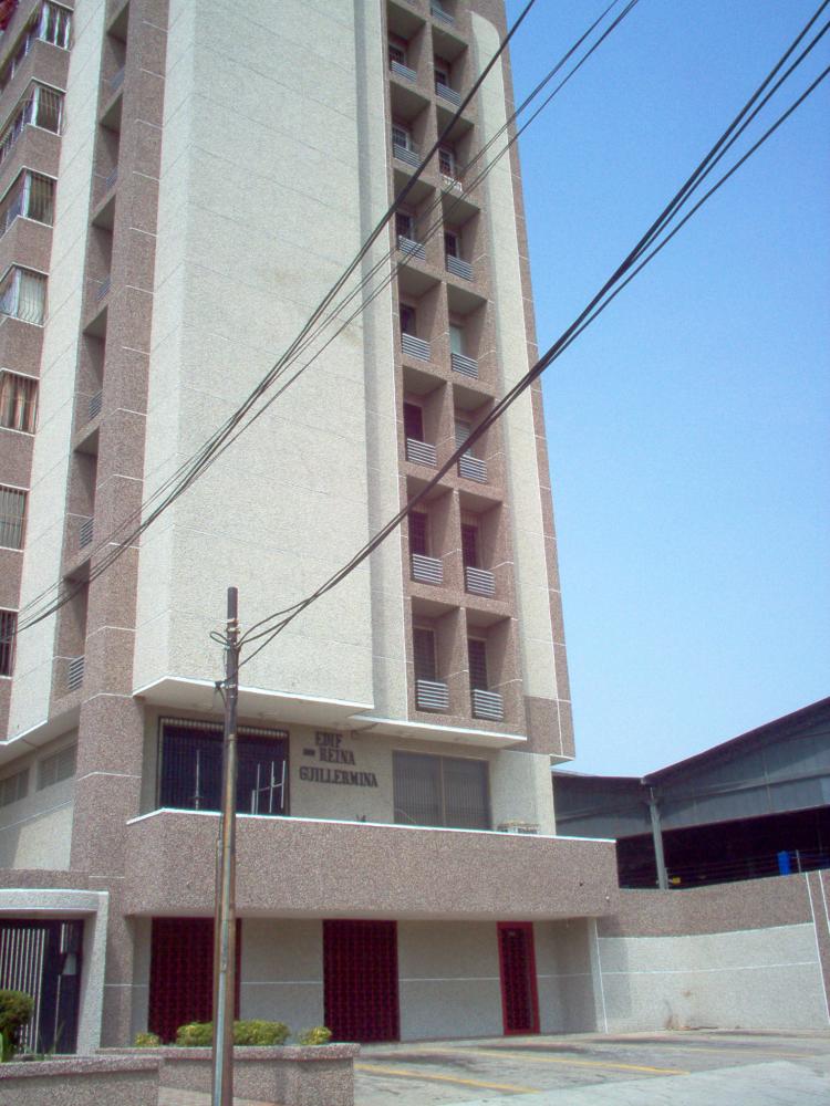Foto Apartamento en Venta en EDIF.  REINA GUILLERMINA, Maracaibo, Zulia - BsF 25.000 - APV13063 - BienesOnLine