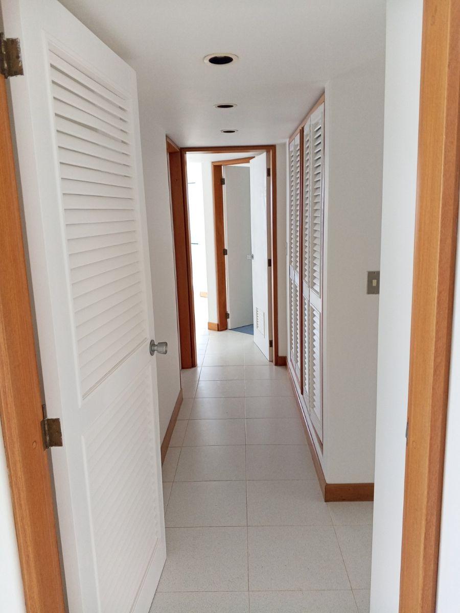 Foto Apartamento en Venta en Camuri Chico, Vargas - U$D 151.000 - APV253968 - BienesOnLine