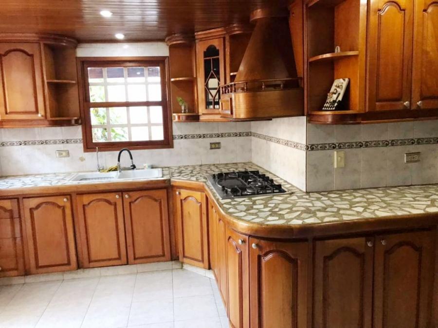 Foto Casa en Venta en Barcelona, Anzotegui - U$D 45.000 - CAV193972 - BienesOnLine