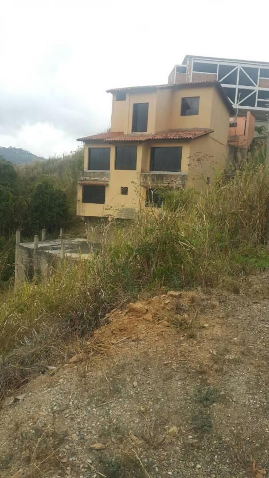 Foto Casa en Venta en COLINAS DE CORRALITO, EL HATILLO, Miranda - BsF 90.000 - CAV115330 - BienesOnLine