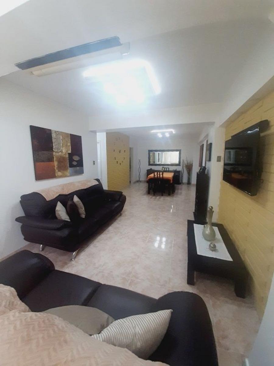 Foto Apartamento en Venta en Las chiemeneas, Valencia, Carabobo - U$D 38.000 - APV182730 - BienesOnLine