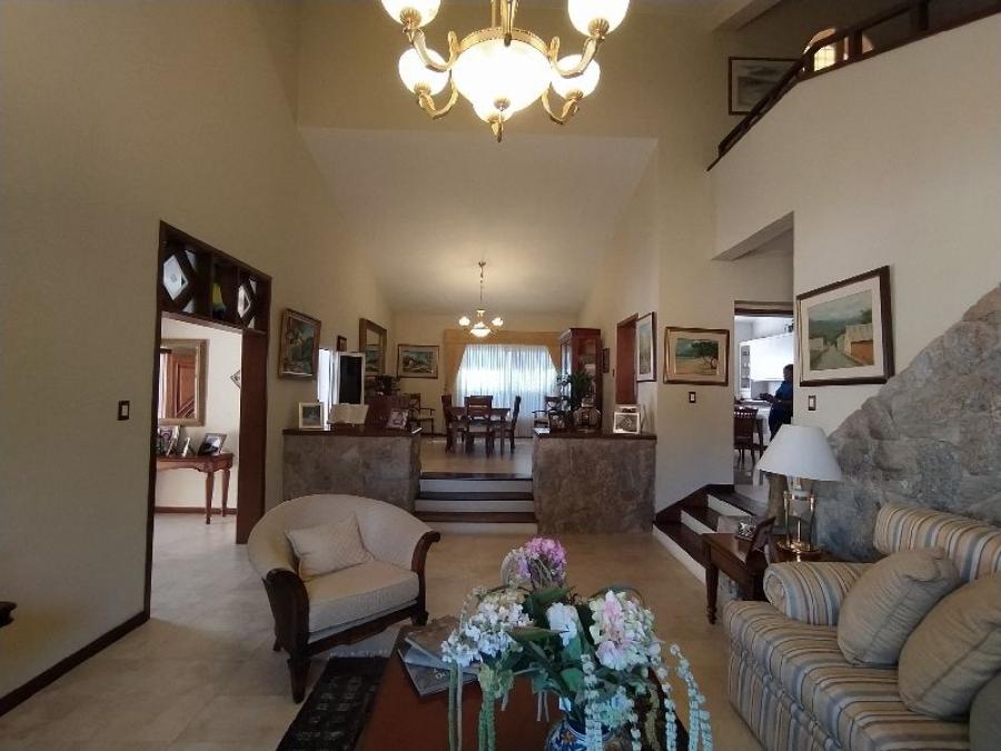 Foto Casa en Venta en Valencia, Carabobo - U$D 430.000 - CAV182851 - BienesOnLine