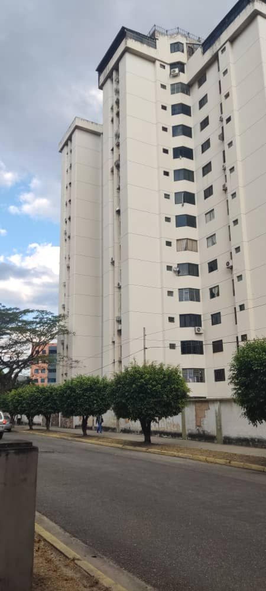 Foto Apartamento en Venta en Naguanagua, Carabobo - U$D 24.000 - APV192509 - BienesOnLine