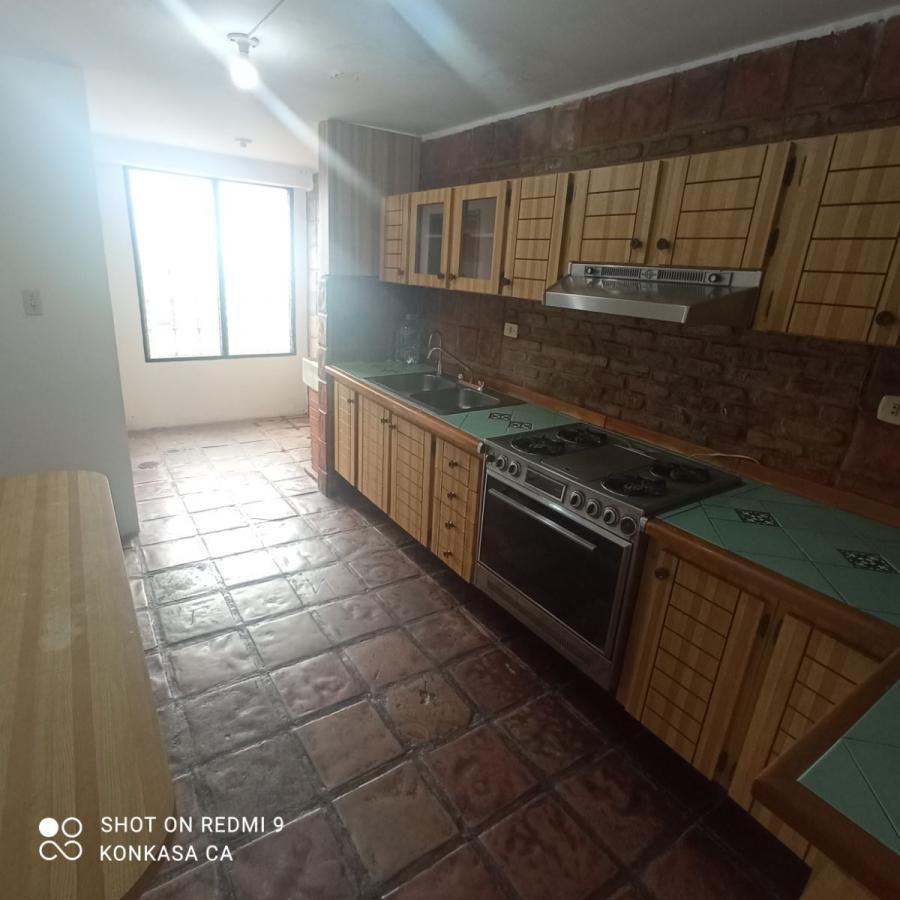 Foto Apartamento en Alquiler en El limn Maracay Edo Aragua, Maracay, Aragua - U$D 250 - APA180140 - BienesOnLine