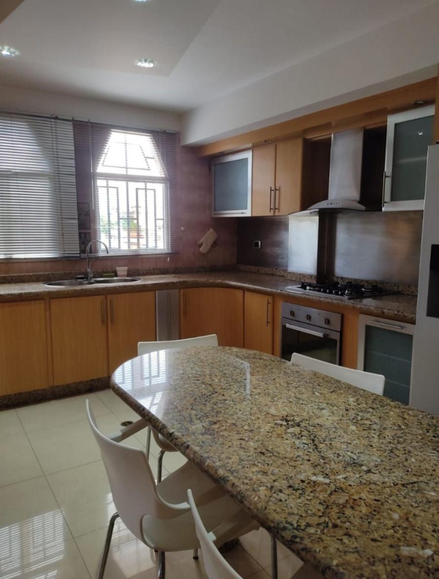 Foto Apartamento en Alquiler en Zona norte, las delicias, Maracay, Aragua - U$D 500 - DEA169754 - BienesOnLine