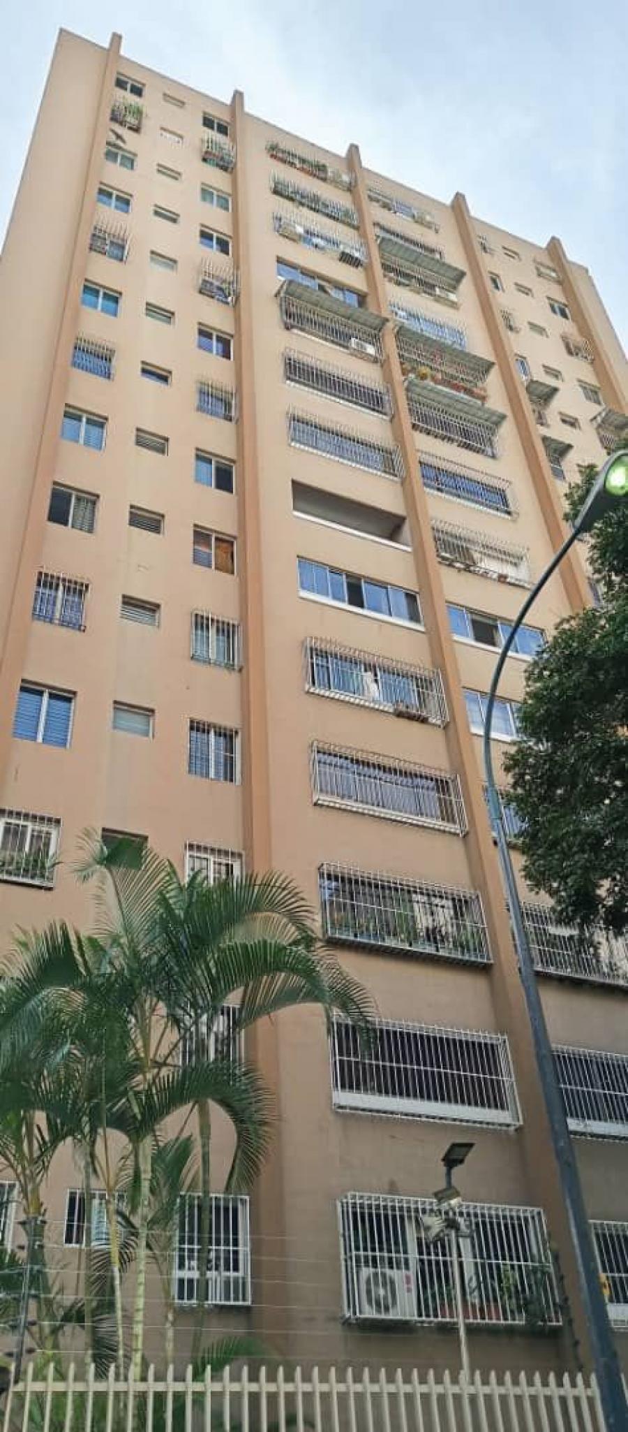 Foto Apartamento en Venta en La Urbina, Miranda - U$D 55.000 - APV221039 - BienesOnLine