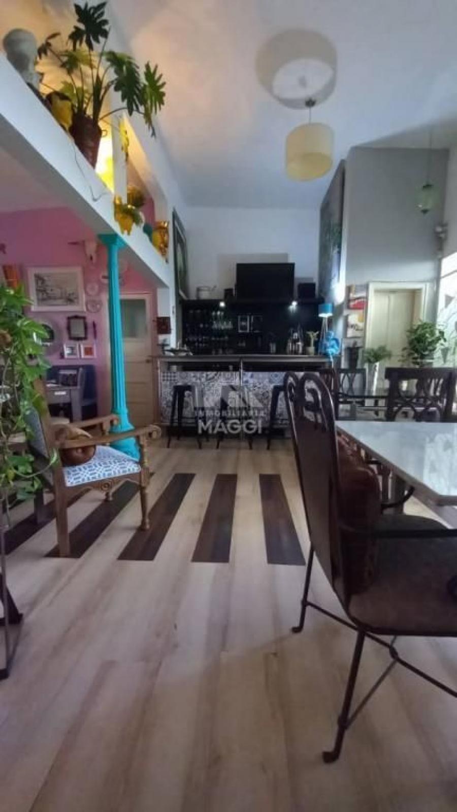 Home in Metric Way