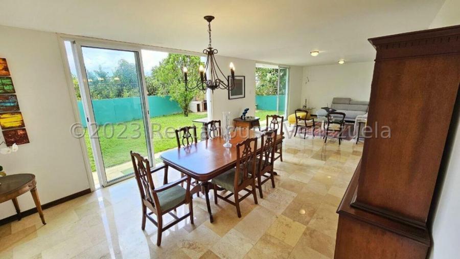 Foto Casa en Venta en Sorocaima, Caracas, Distrito Federal - U$D 350.000 - CAV220848 - BienesOnLine